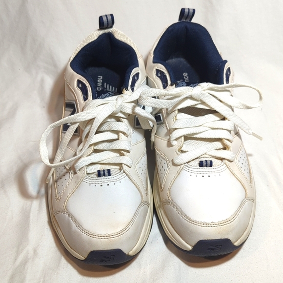New Balance White and Navy Sneakers - Picture 3 of 8